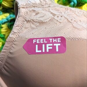 NWT Olga Women's Underwire Bra